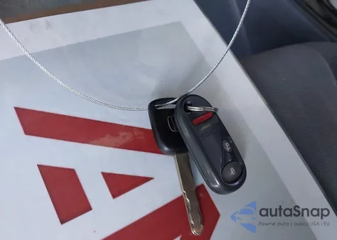 2005 Honda Civic Lx z USA, uszkodzony, nr VIN 2HGES16535H608320